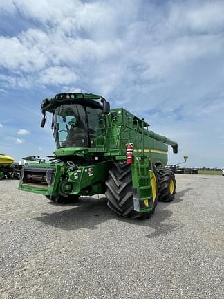 Image of John Deere S780 Primary image