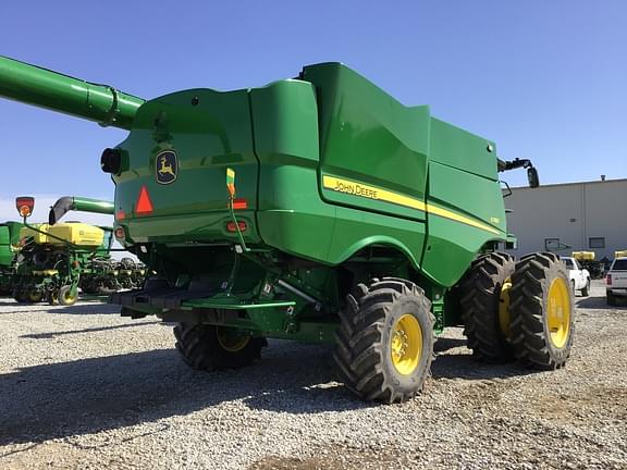 Image of John Deere S780 equipment image 3