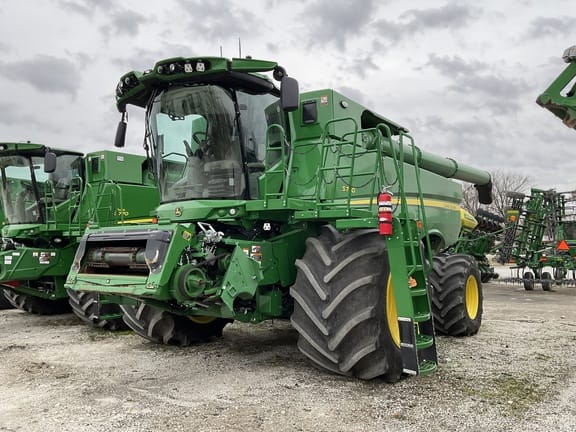2023 John Deere S780 Equipment Image0
