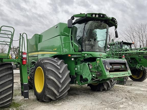 Image of John Deere S780 equipment image 1