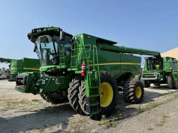 2023 John Deere S780 Equipment Image0
