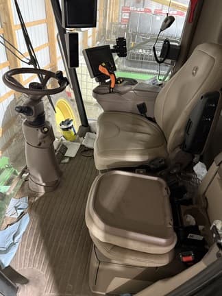 Image of John Deere S780 equipment image 4