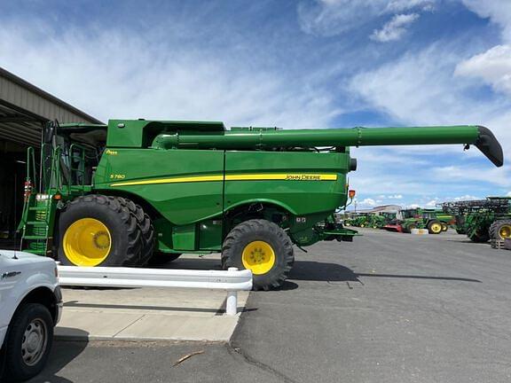 Image of John Deere S780 equipment image 2