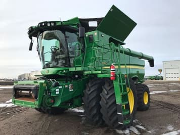 Main image John Deere S780