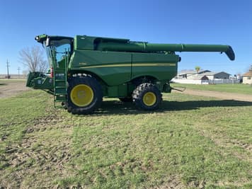 Main image John Deere S780