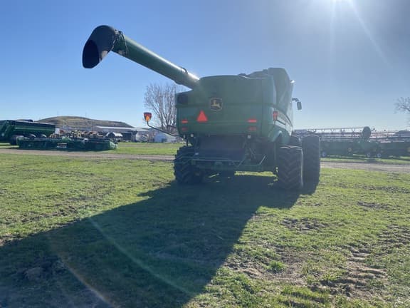 Image of John Deere S780 equipment image 3