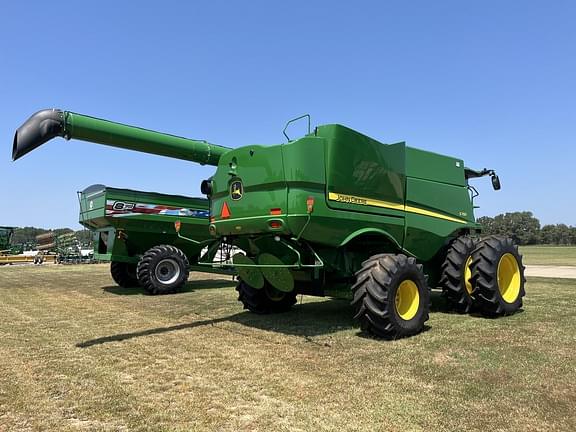 Image of John Deere S780 equipment image 3