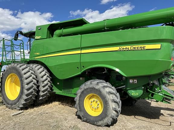 Image of John Deere S780 equipment image 3