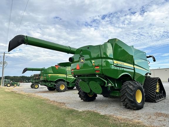 Image of John Deere S780 equipment image 2