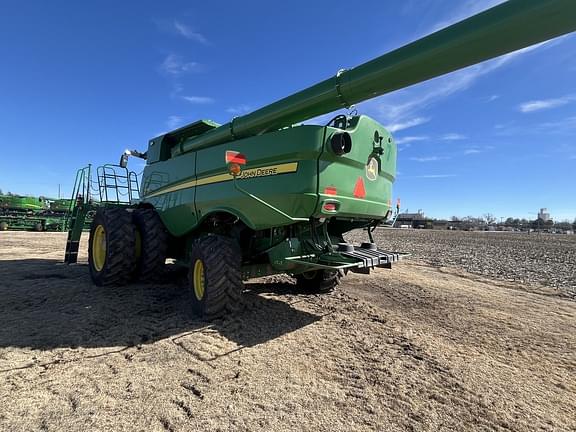 Image of John Deere S780 equipment image 3