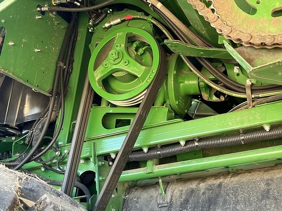 Image of John Deere S780 equipment image 4