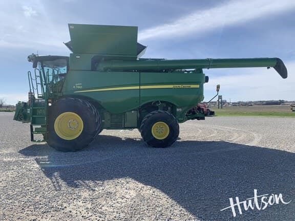 Image of John Deere S780 equipment image 3