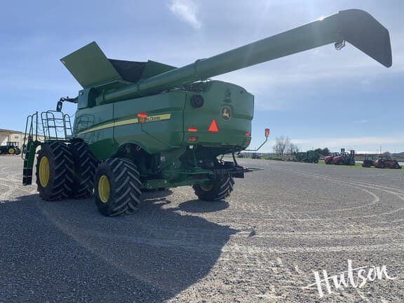 Image of John Deere S780 equipment image 4