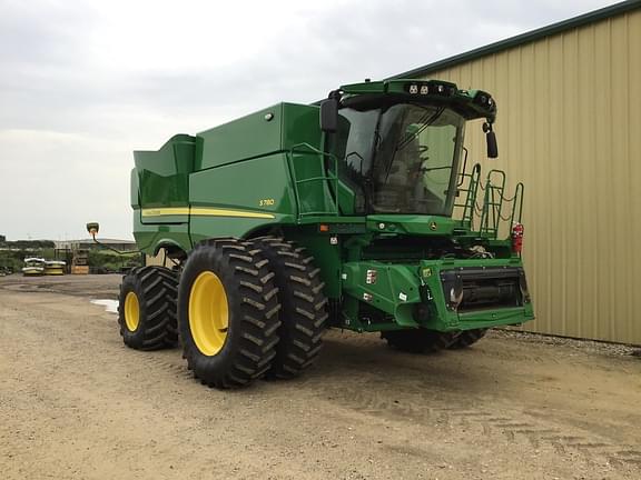 Image of John Deere S780 equipment image 4