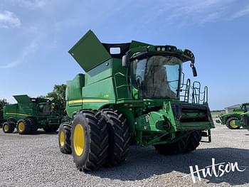 2023 John Deere S780 Equipment Image0