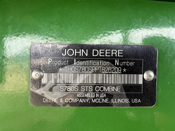 Image of John Deere S780 equipment image 1