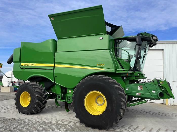 Image of John Deere S780 Primary image