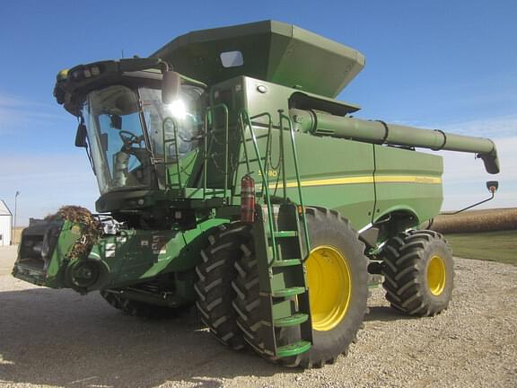 Image of John Deere S780 Primary image