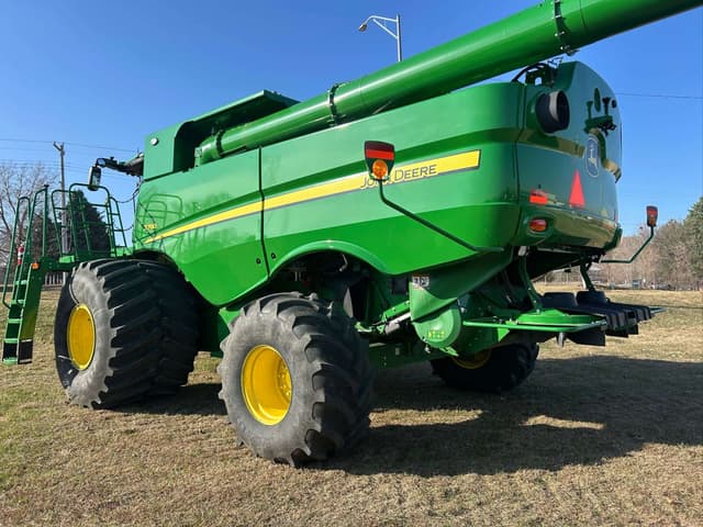Image of John Deere S780 equipment image 3