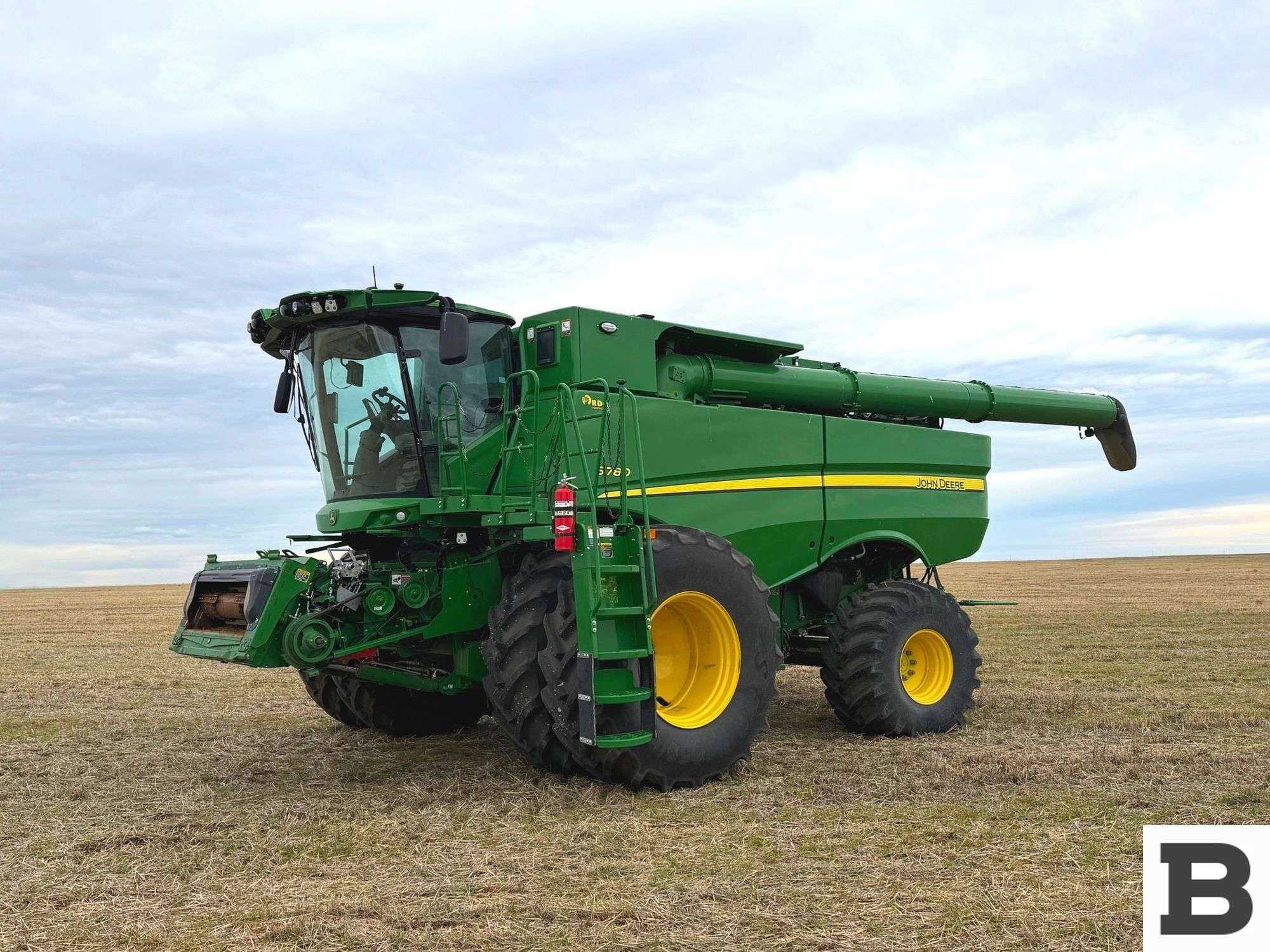 2023 John Deere S780 Equipment Image0
