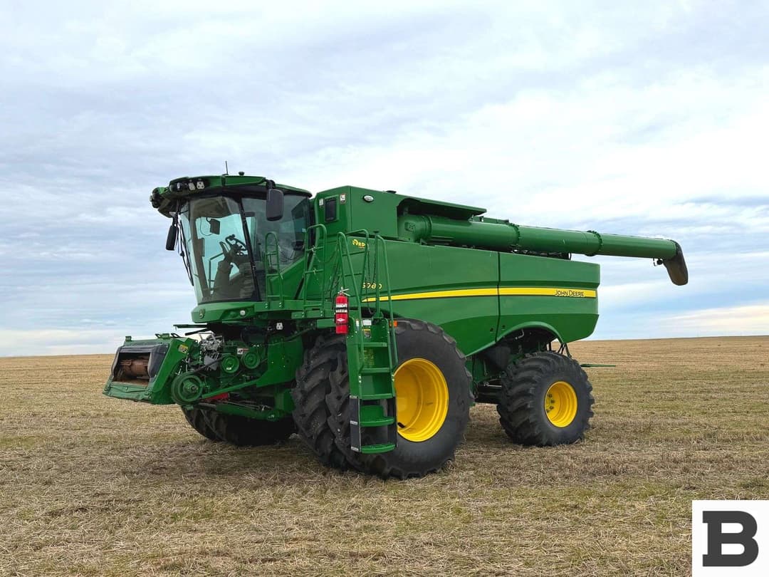 Image of John Deere S780 Primary image