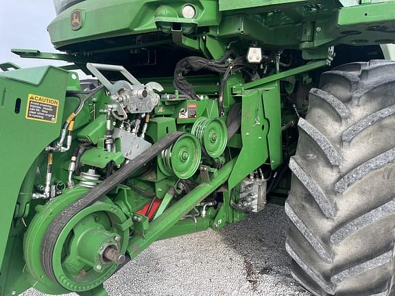 Image of John Deere S780 equipment image 4