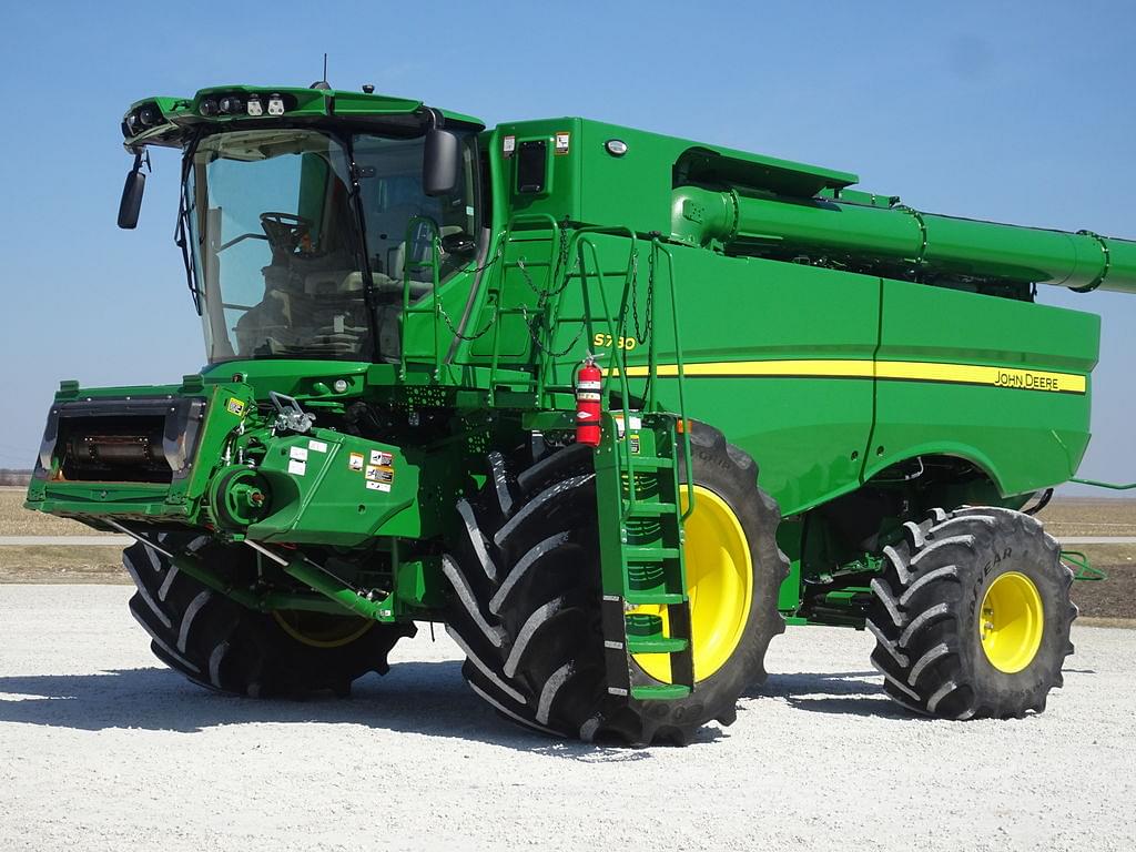 Image of John Deere S780 Primary image
