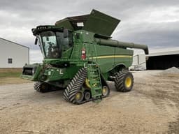 Image of John Deere S780 Primary image