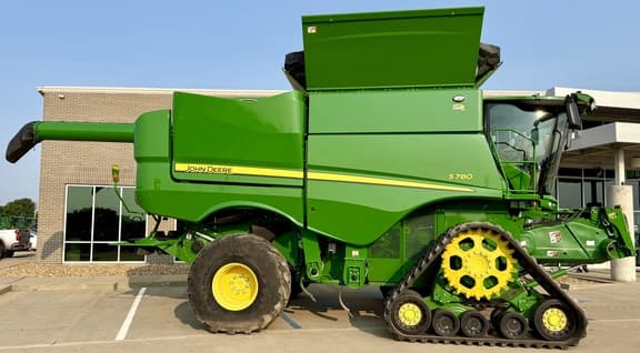 Image of John Deere S780 equipment image 3