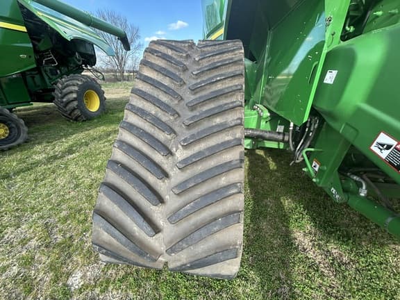 Image of John Deere S780 equipment image 3