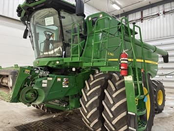 Main image John Deere S780