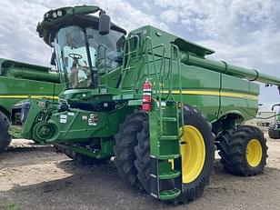 Main image John Deere S780 32