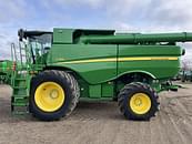 Thumbnail image John Deere S780 6