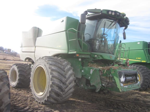 2023 John Deere S780 Equipment Image0
