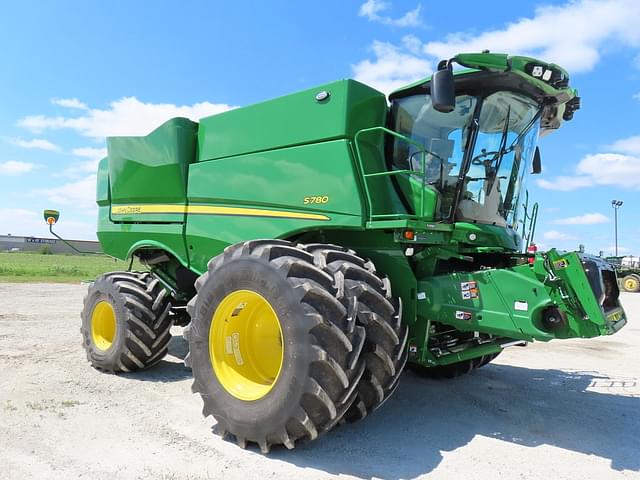 Image of John Deere S780 equipment image 3