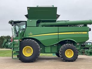 Main image John Deere S780 1