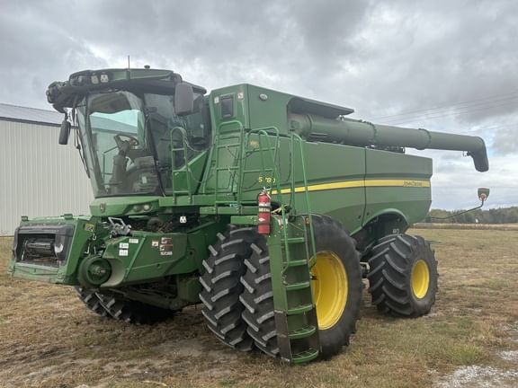 2023 John Deere S780 Equipment Image0