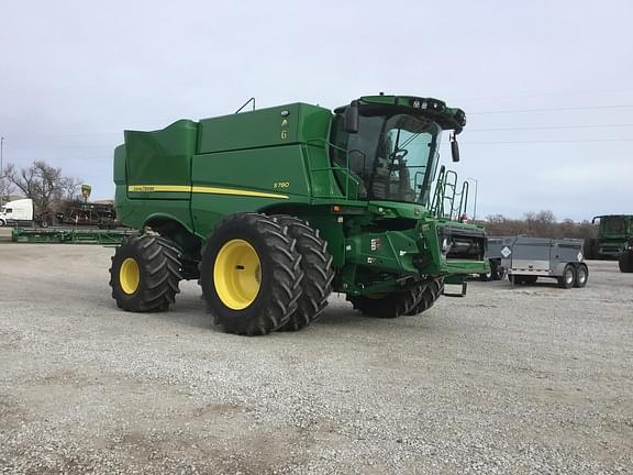 Image of John Deere S780 equipment image 2