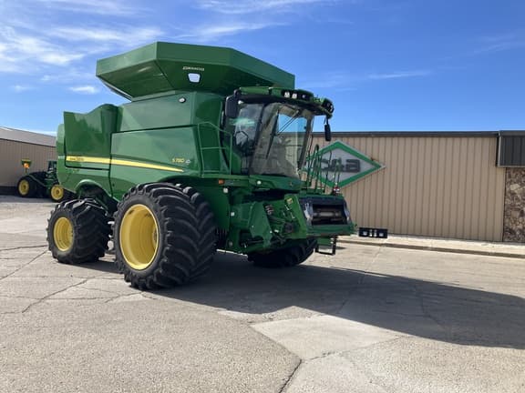 Image of John Deere S780 equipment image 4