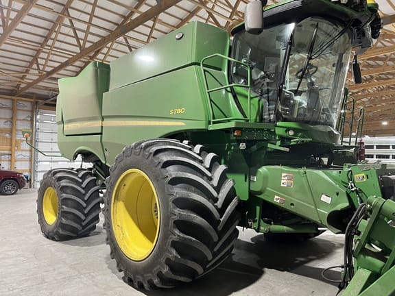 2023 John Deere S780 Equipment Image0