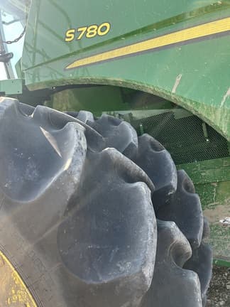 Image of John Deere S780 equipment image 1