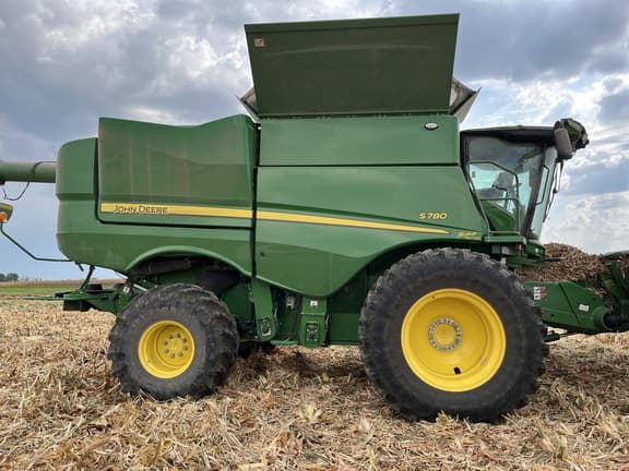 Image of John Deere S780 Primary image