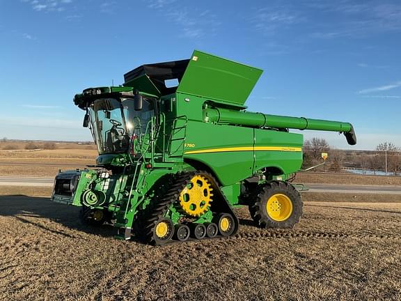 Image of John Deere S780 Primary image