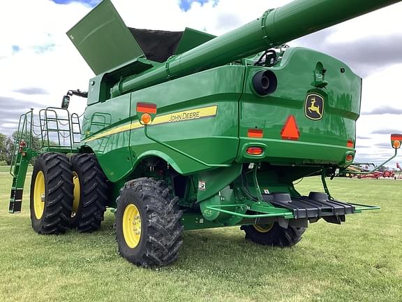 Image of John Deere S780 equipment image 3