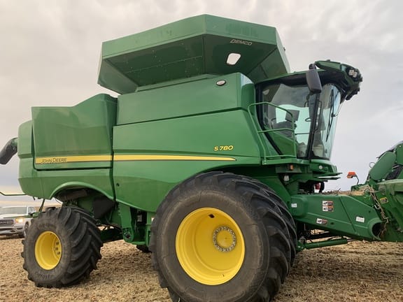 2023 John Deere S780 Equipment Image0