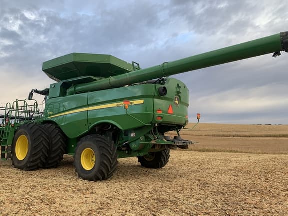 Image of John Deere S780 equipment image 3