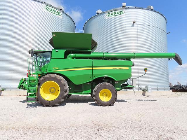 Image of John Deere S780 equipment image 3