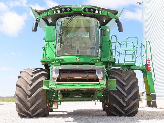Image of John Deere S780 equipment image 4