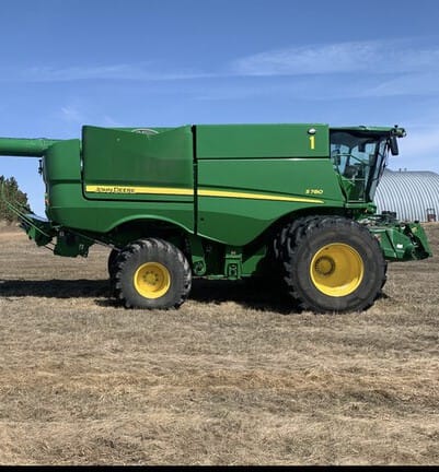 Main image John Deere S780