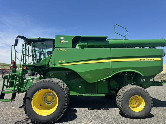 Image of John Deere S780 equipment image 1